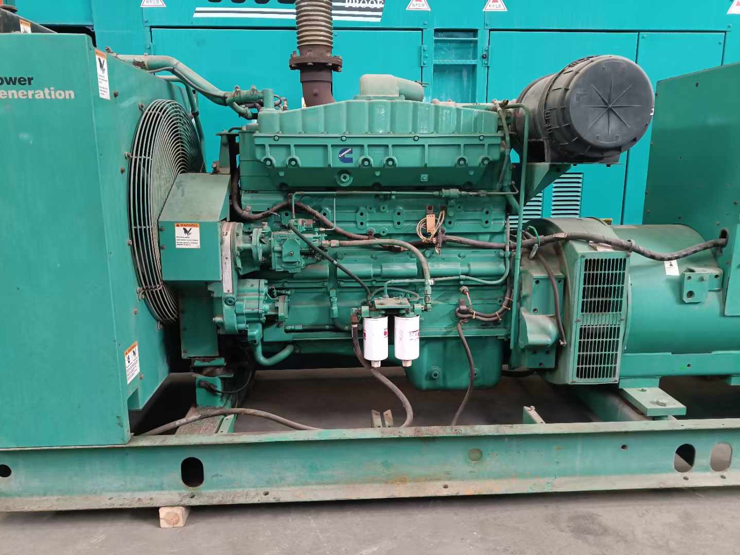 巴南过载会对 600kW 柴油发电机组造成哪些损害？